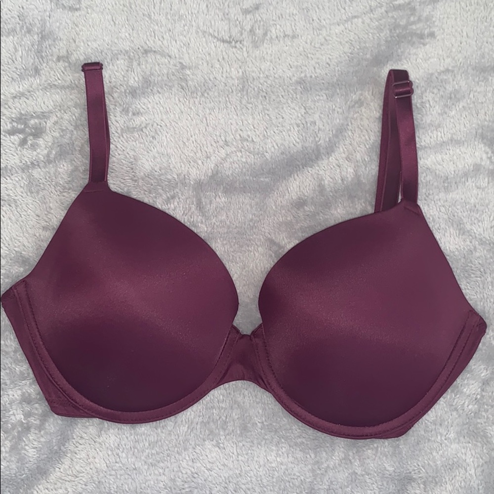 Victoria Secret Push Up Bra NWOT